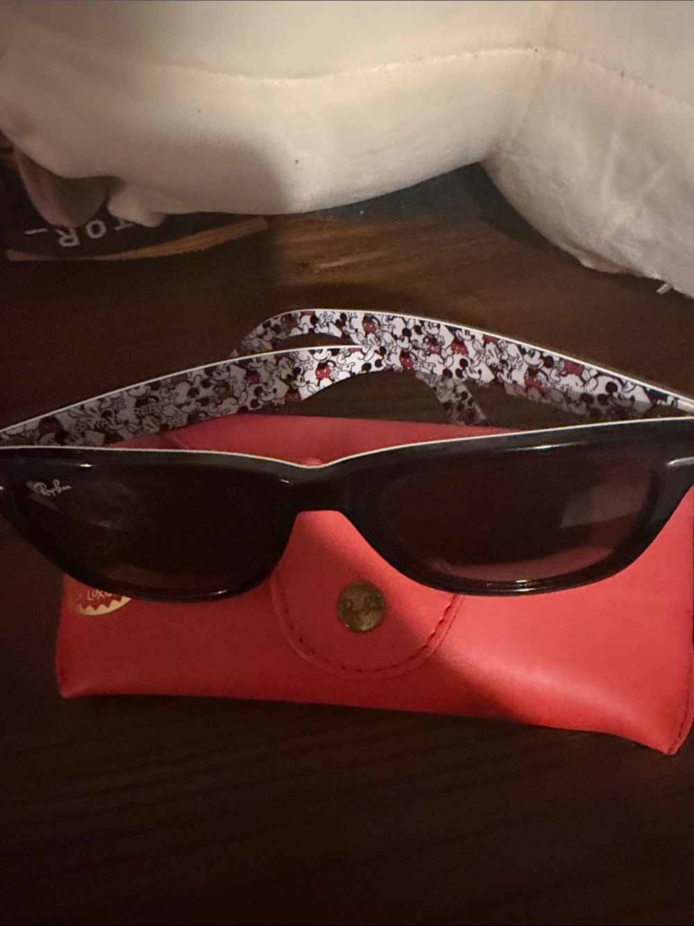 Ray-Ban Wayfarer Disney edition with Mickey print